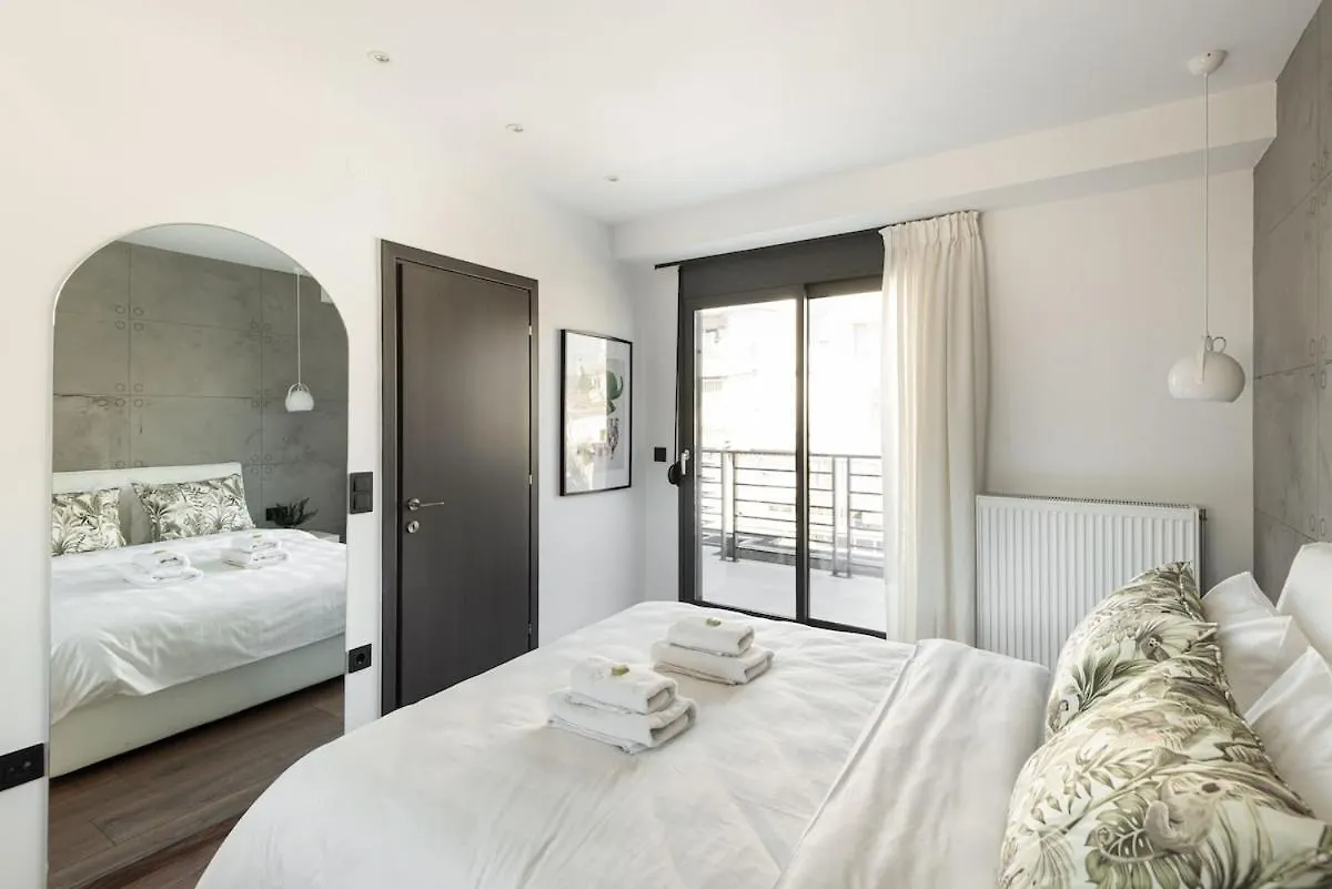 Innovative Top Floor Breathtaking Flat In Ladadika 테살로니키 아파트